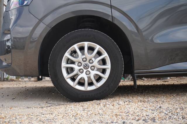2026 Volkswagen Transporter 2.0 T30 TDI 150 Van 5 Plus Commerce Pro LWB