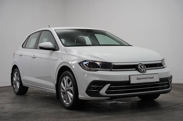 Volkswagen Polo 1.0 TSI Style Hatchback Petrol Pure white