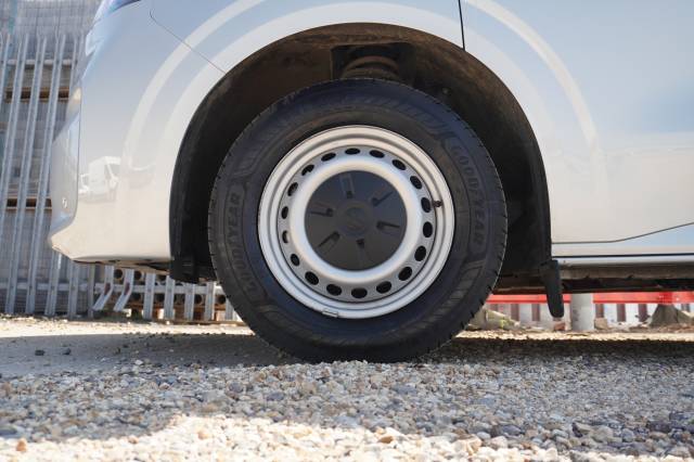 2025 Volkswagen Transporter 2.0 T30 TDI 150 Van Commerce Plus SWB