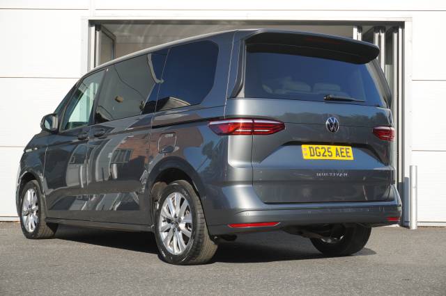 2025 Volkswagen Multivan TDI DSG Life SWB