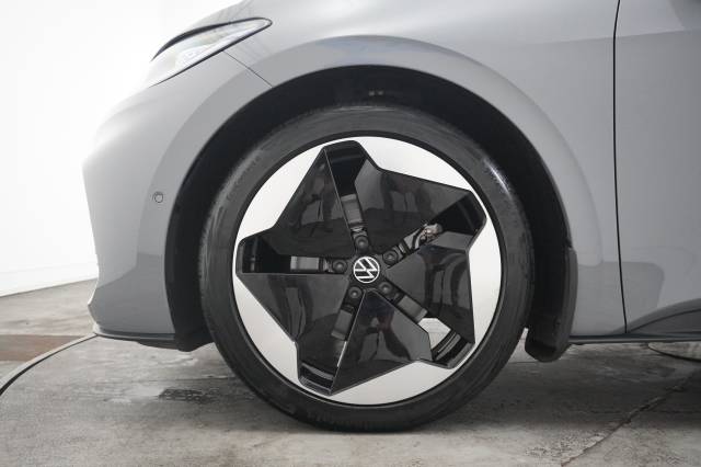 2023 Volkswagen ID.3 58kWh Pro Launch Edition 3
