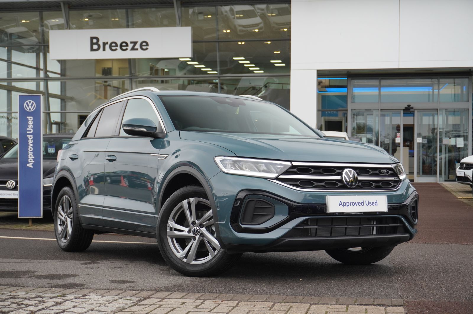 2025 Volkswagen T-Roc
