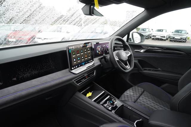 2026 Volkswagen Tiguan eTSI 150 DSG R-Line