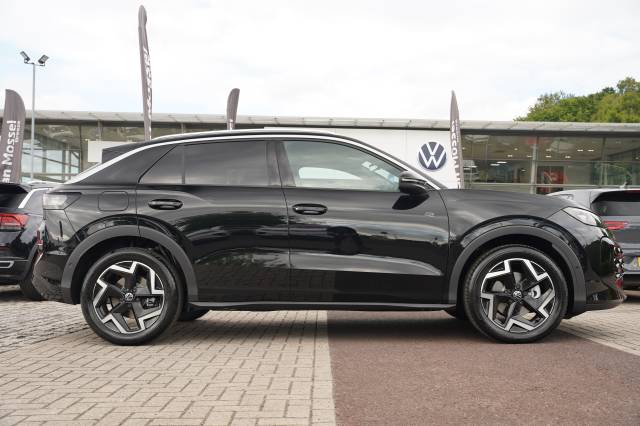 Volkswagen T-Roc 1.5 eTSI 150 DSG R-Line