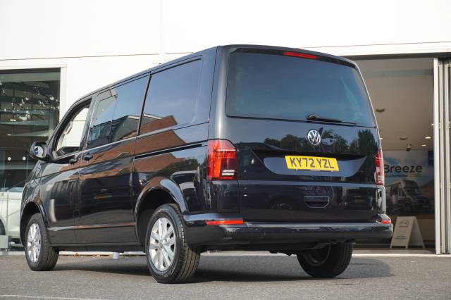 2022 Volkswagen Transporter 2.0 T30 TDI 150 Kombi Van Highline SWB
