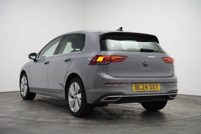 2024 Volkswagen Golf 1.5 eTSI 150 DSG Style
