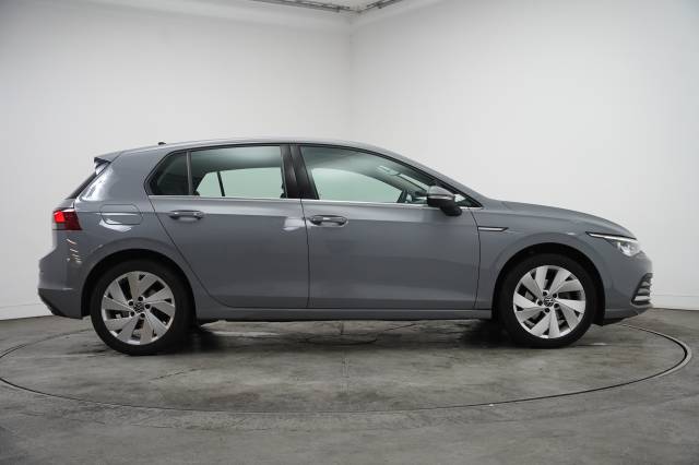 2024 Volkswagen Golf 1.5 eTSI 150 DSG Style