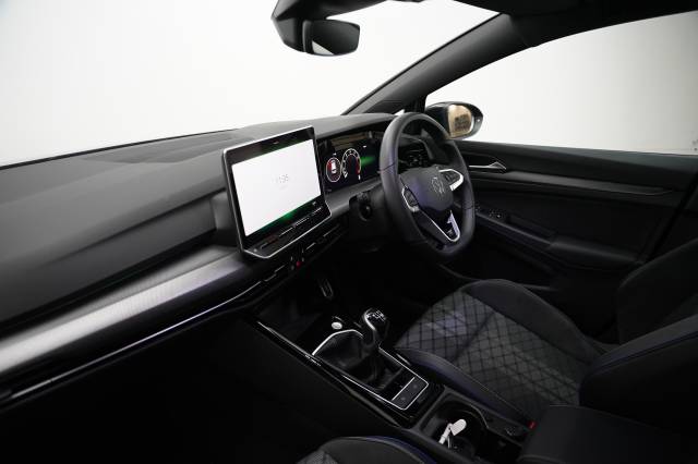 2025 Volkswagen Golf 1.5 TSI 150 R-Line