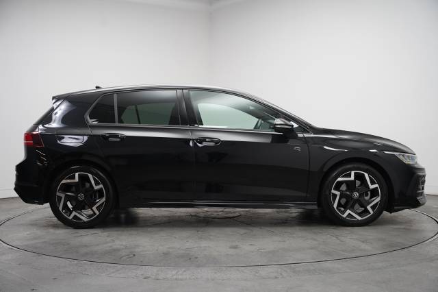 2025 Volkswagen Golf 1.5 TSI 150 R-Line