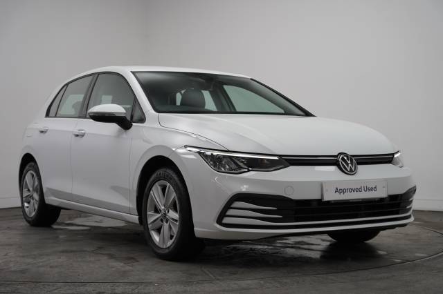 Volkswagen Golf 1.5 TSI Life Hatchback Petrol Pure white