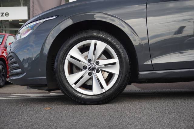 2021 Volkswagen Golf 1.5 eTSI 150 DSG Life