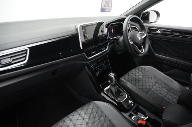 2025 Volkswagen T-Roc 1.5 TSI DSG R-Line