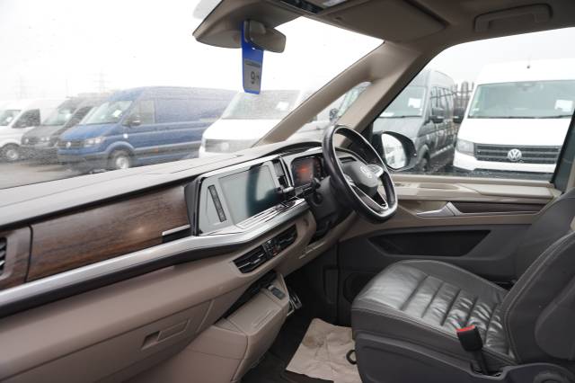 2023 Volkswagen Multivan 1.4 TSI eHybrid DSG Style