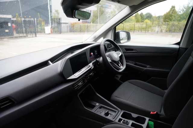2025 Volkswagen Caddy Maxi 1.5 C20 eHybrid 150 Van DSG Bus/Assist Commerce
