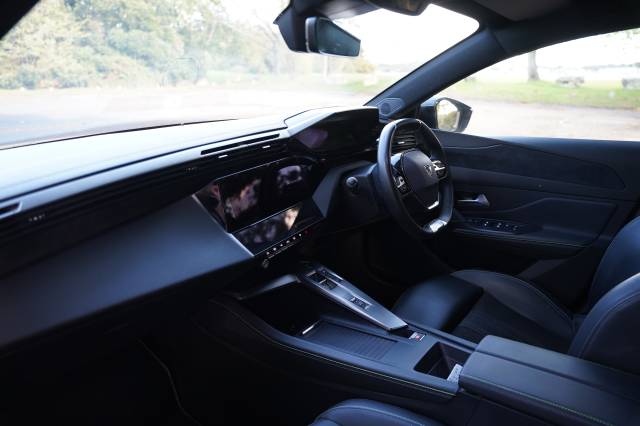 Peugeot 308 1.2 PureTech EAT8 GT