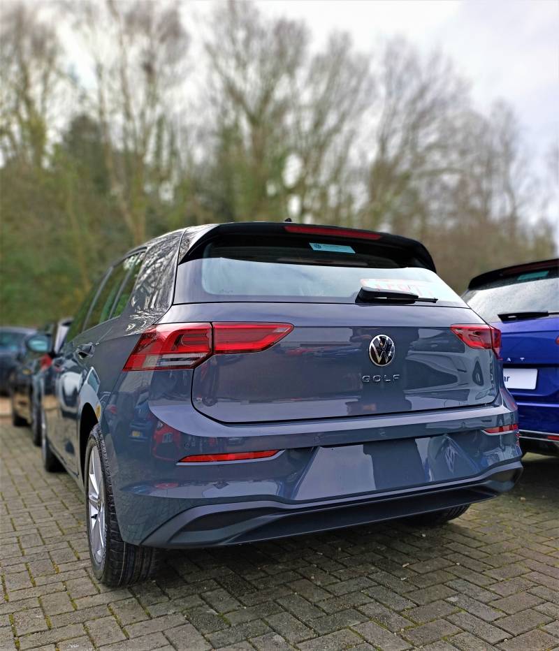 Golf 8 rear