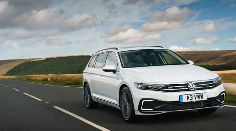 Tow car award wins for Golf, Passat GTE & Arteon Shooting Brake