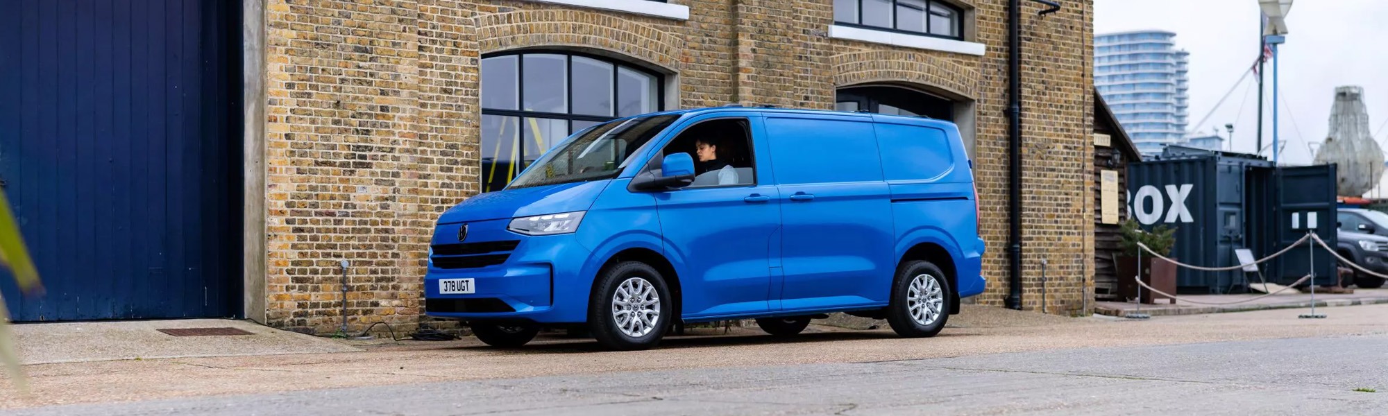 van-range e-transporter Banner