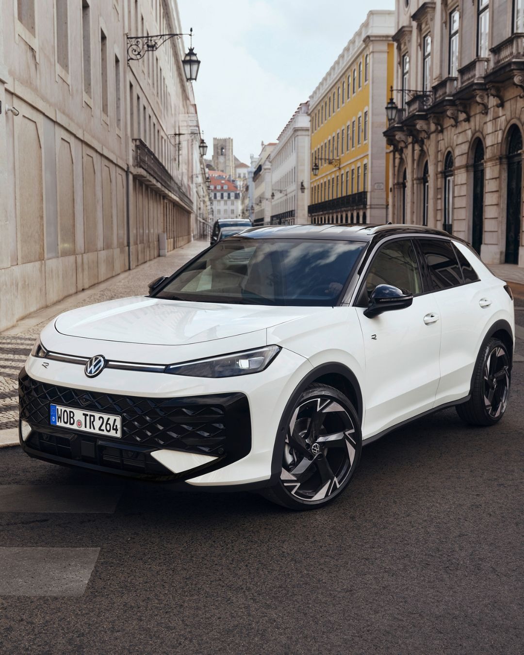 New Volkswagen T-Roc receives top rating of five stars in Euro NCAP tests