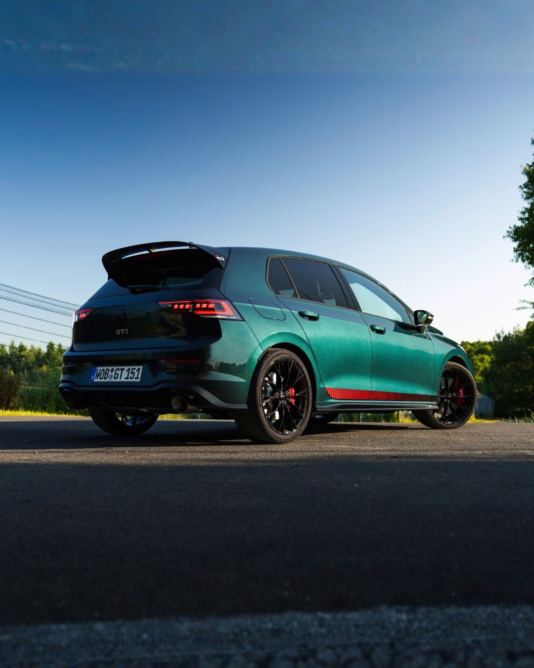 Anniversary Volkswagen Golf GTI EDITION 50 – available to order from 15th January!