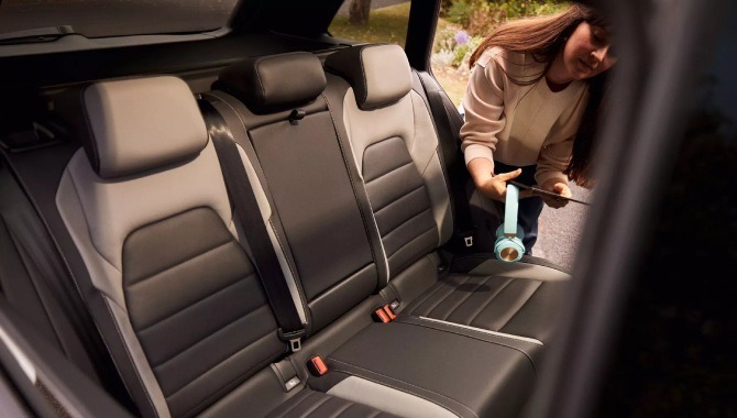 New Volkswagen Golf Estate - Interior