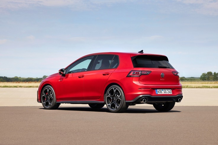 New Volkswagen Golf GTI, GTE and Style eHybrid available from UK Retailers