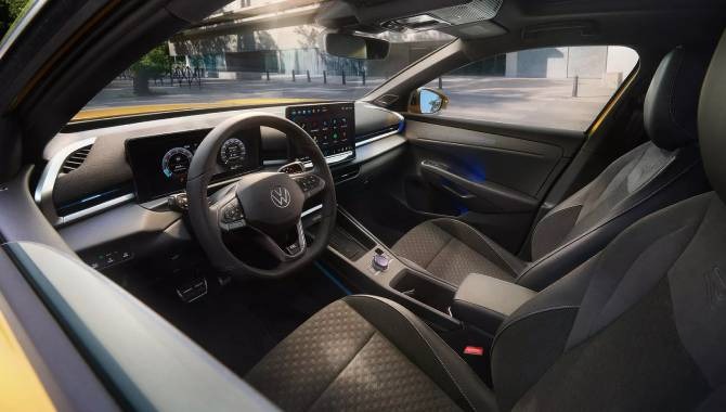 The New Volkswagen T-Roc - 