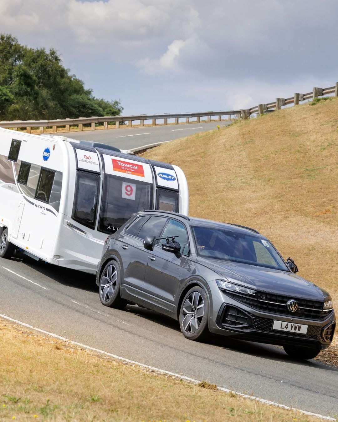 Volkswagen T-Roc and Touareg win Towcar of the Year Awards